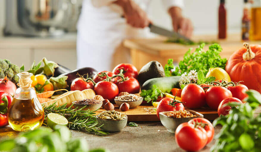 Travel agency cooking classes